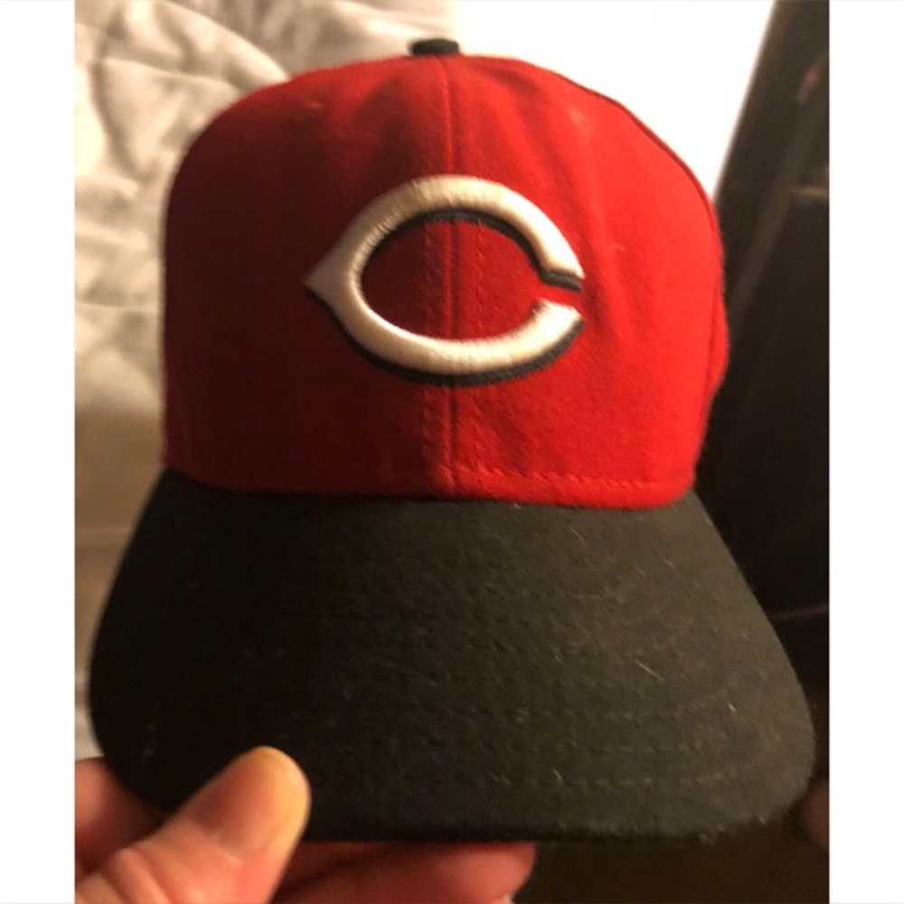 Men’s Cincinnati Reds ball cap 🧢